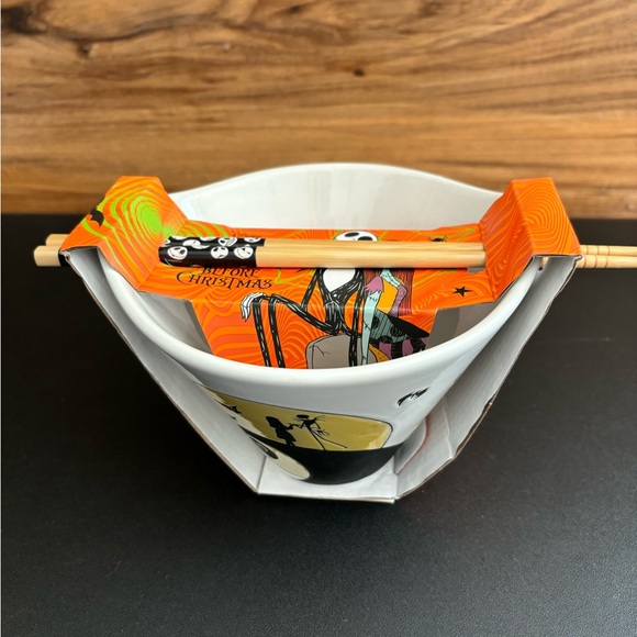 Disney Nightmare Before Christmas Ramen Bowl w/ Chopsticks - Picture 5 of 8